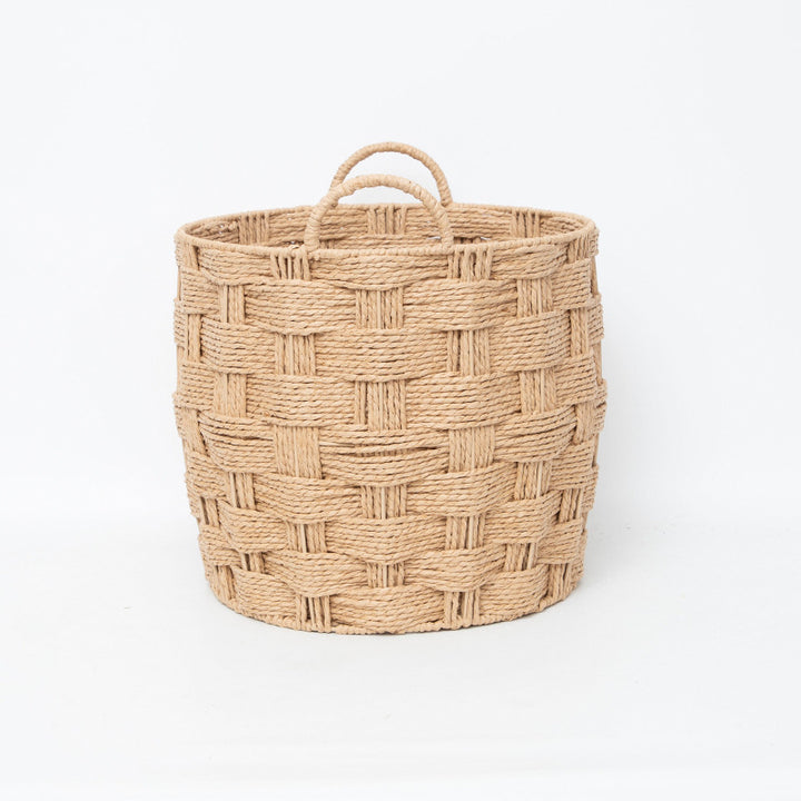 High-quality and decorative storage basket with braided structure