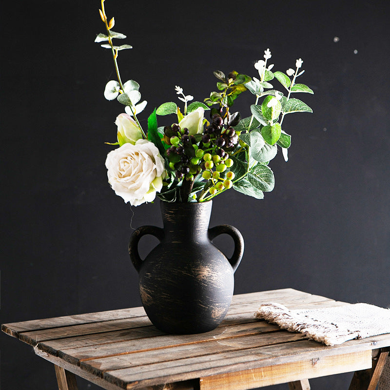 Artisanal flower vase