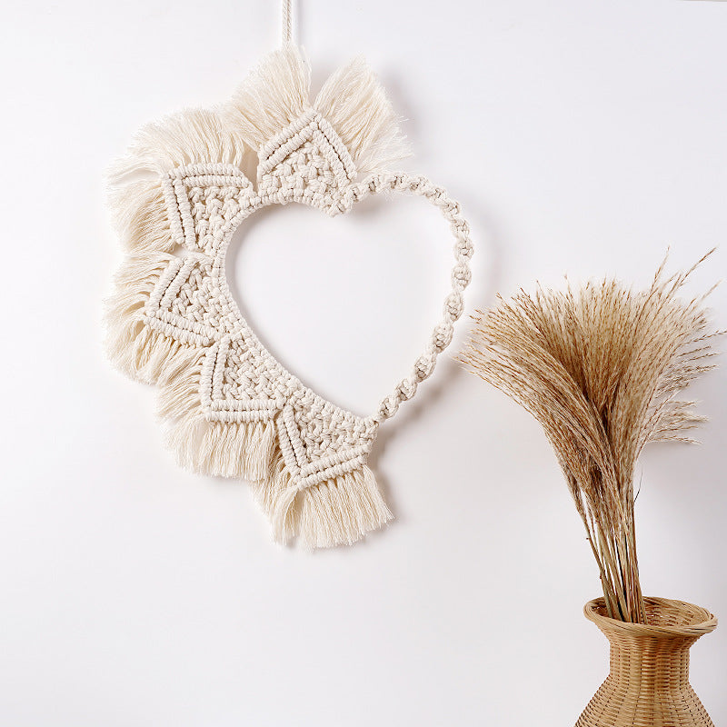 Macramé Heart-Shaped Wall Hanging Decor