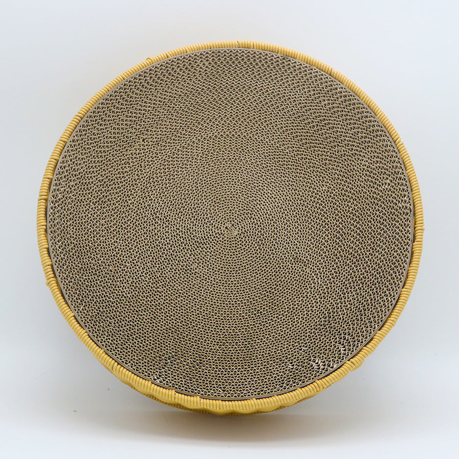 Round scratching board for cats