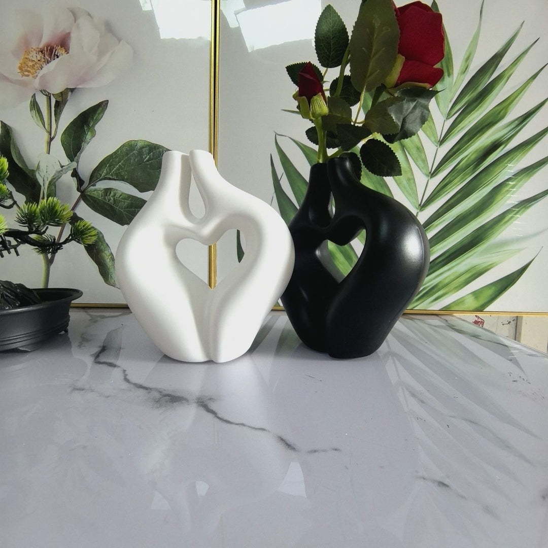 Heart-Shaped Decorative Sculpture