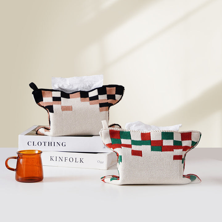 Knitted tissue box cover with geometric jacquard pattern and zipper