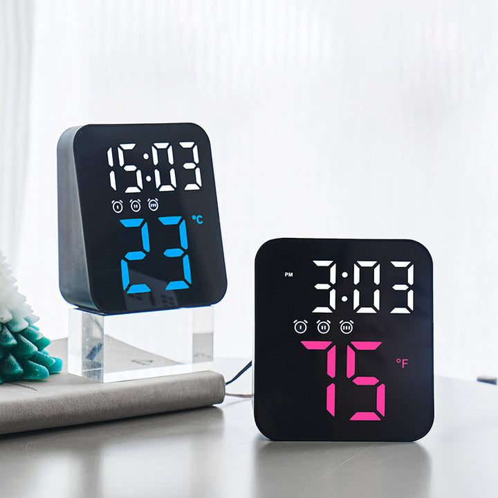 Digital table clock