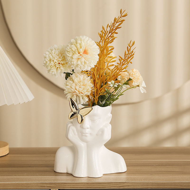 Decorative sculpture