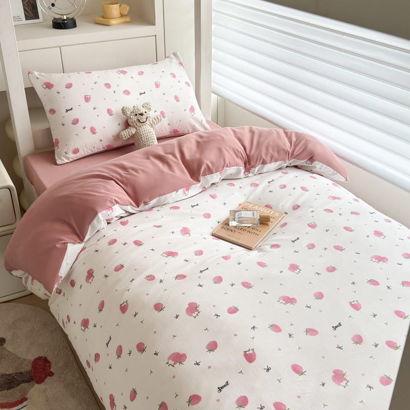 Polka Dot Comforter and Pillow Set