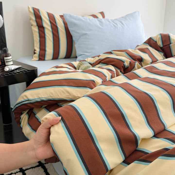 Decorative Luxurious Striped Duvet Cover Set Avarnia