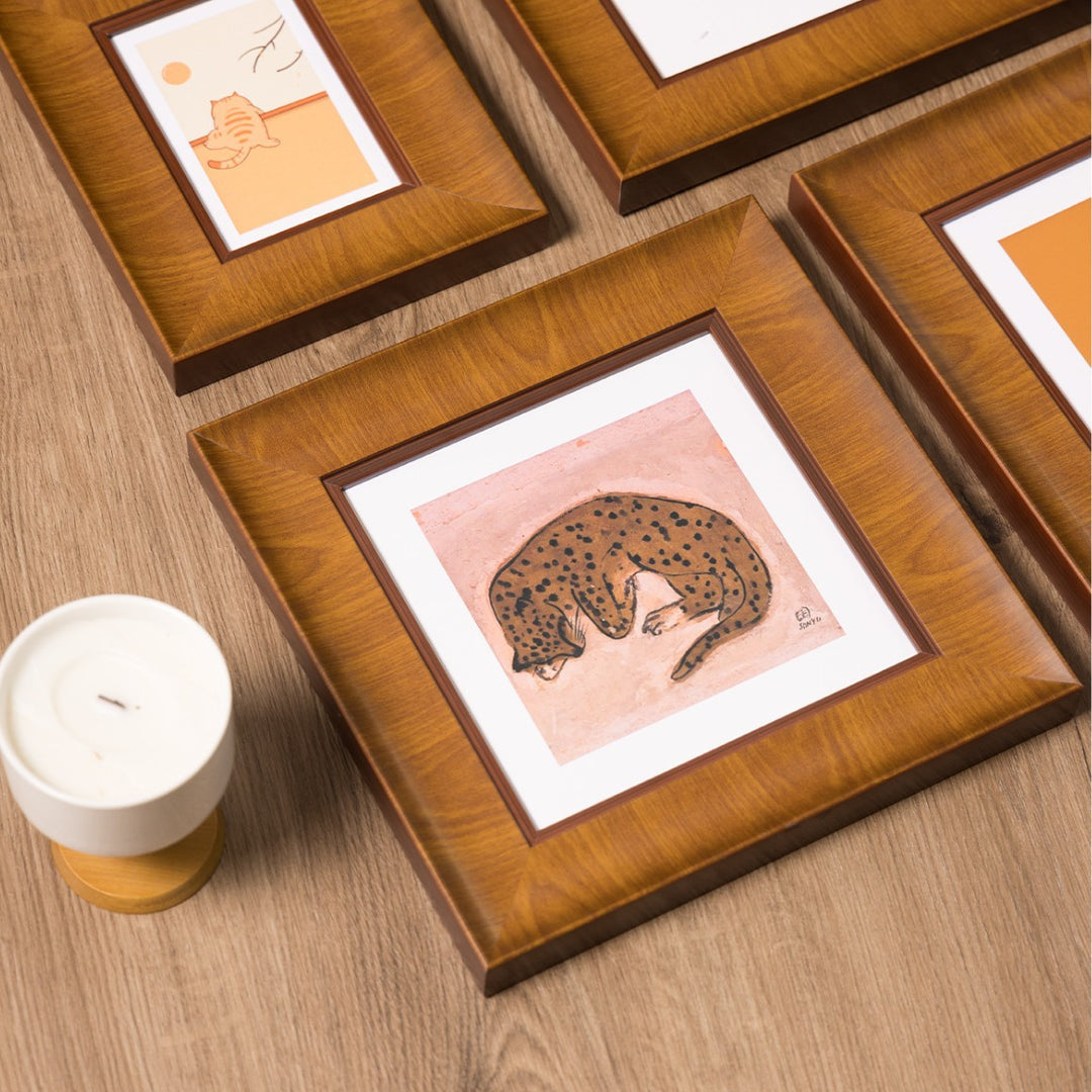 Wooden Gallery Frame for Home Display