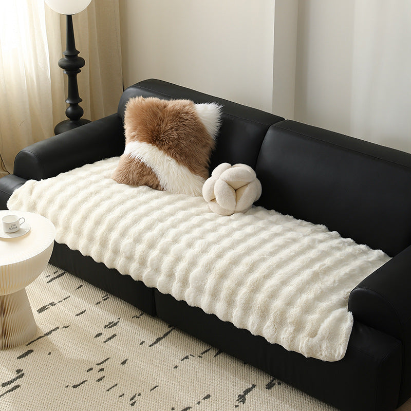 High-pile sofa cover set made of faux fur with seat, back and armrest covers