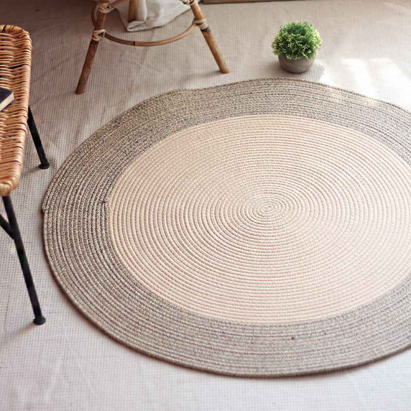 Round woven rug
