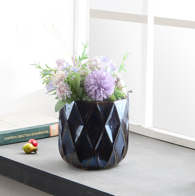 Elegant geometric plant bowl