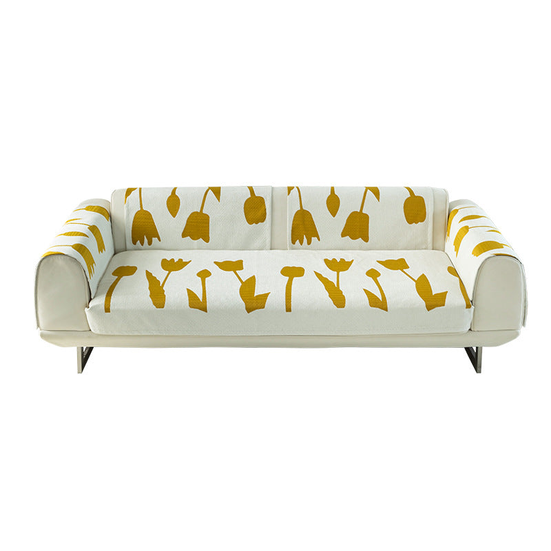 Three-seater sofa with removable jacquard cover and delicate metal frame