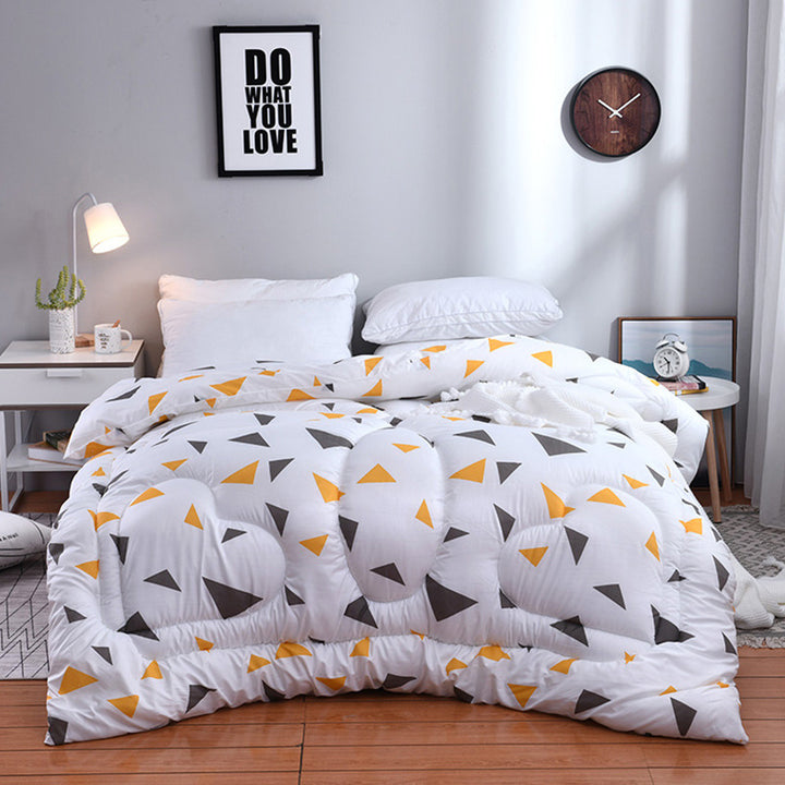 Heart-Shaped Pattern Quilted Comforter