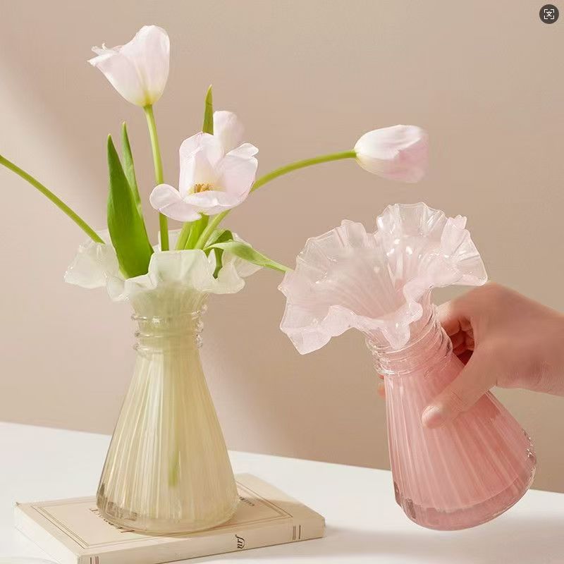 Elegant Ruffled Glass Vase