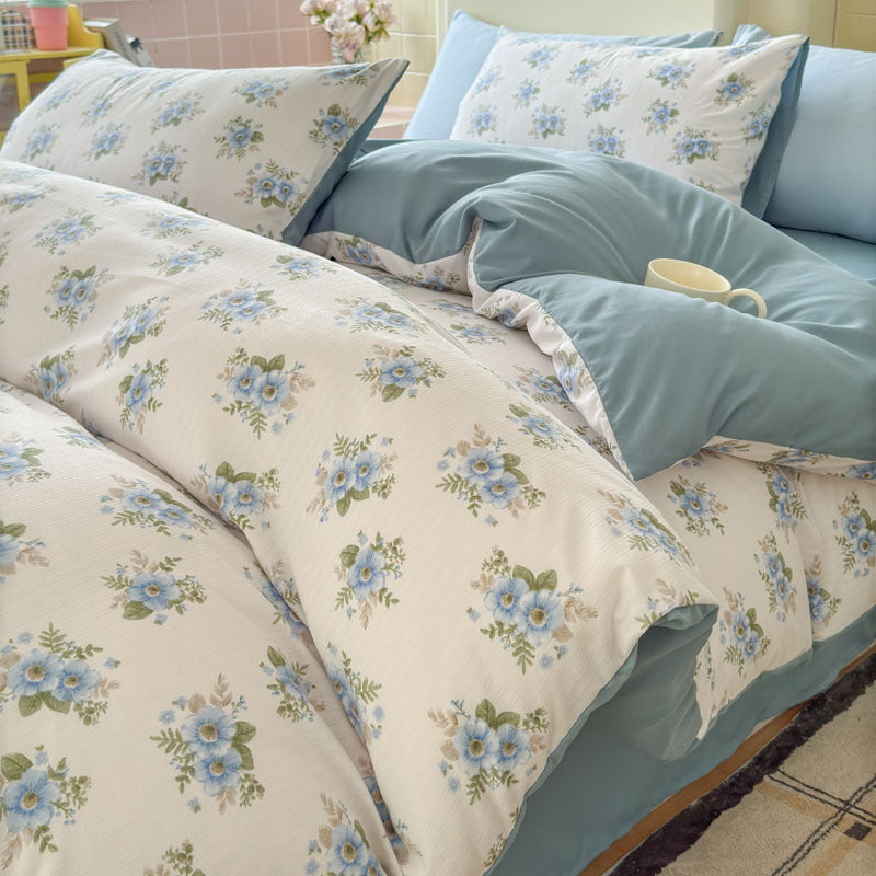 Playful Bear-Themed Bedding Set