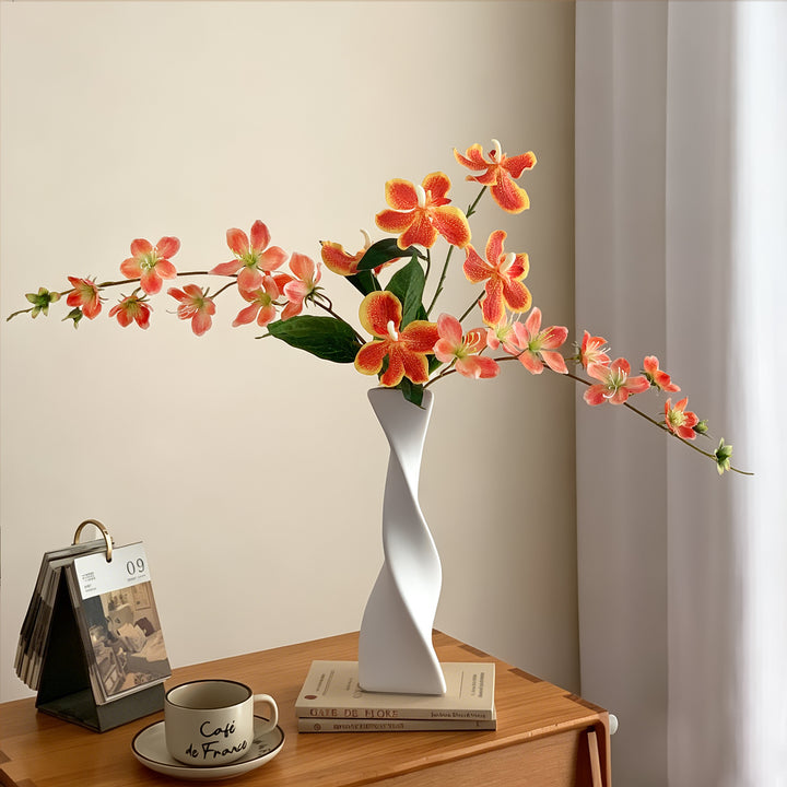 Elegant Twisted Decorative Vase