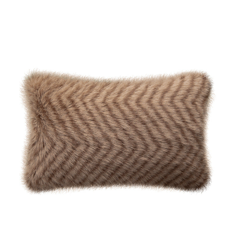 Square decorative cushion made of soft faux fur with inner cushion