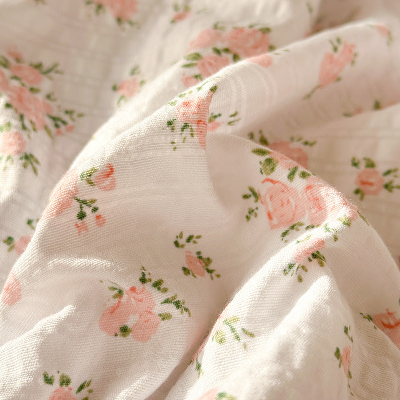 Reversible Floral Print Quilt Set