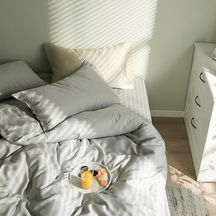 Decorative Silky Smooth Bed Linen Set Avarnia