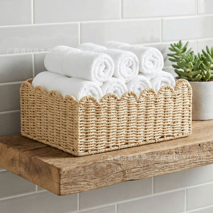 Basket with wave edge