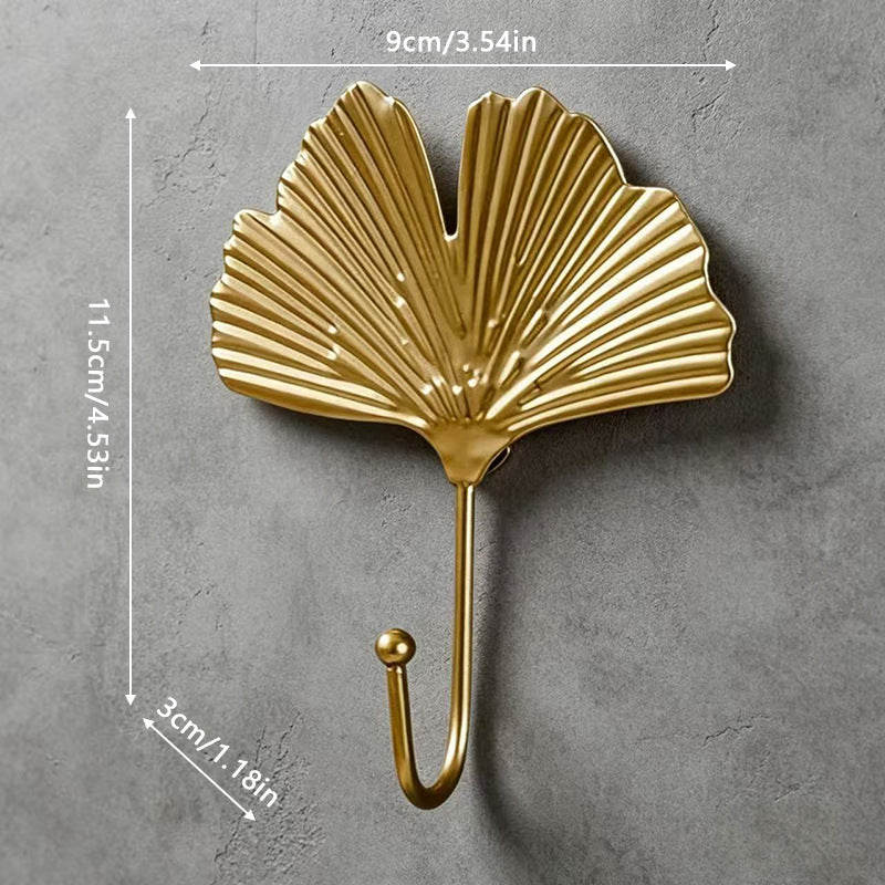 Leaf-shaped wall hooks