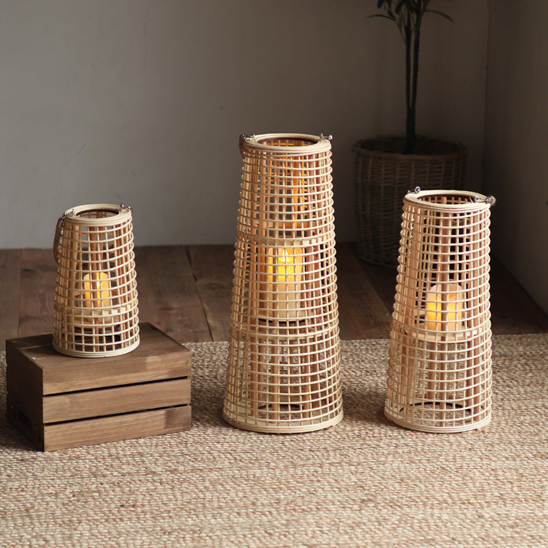 High-quality basket lamp in natural design