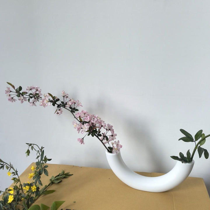 Contemporary Curved Flower Vase