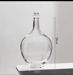 Elegant Clear Glass Decorative Vase