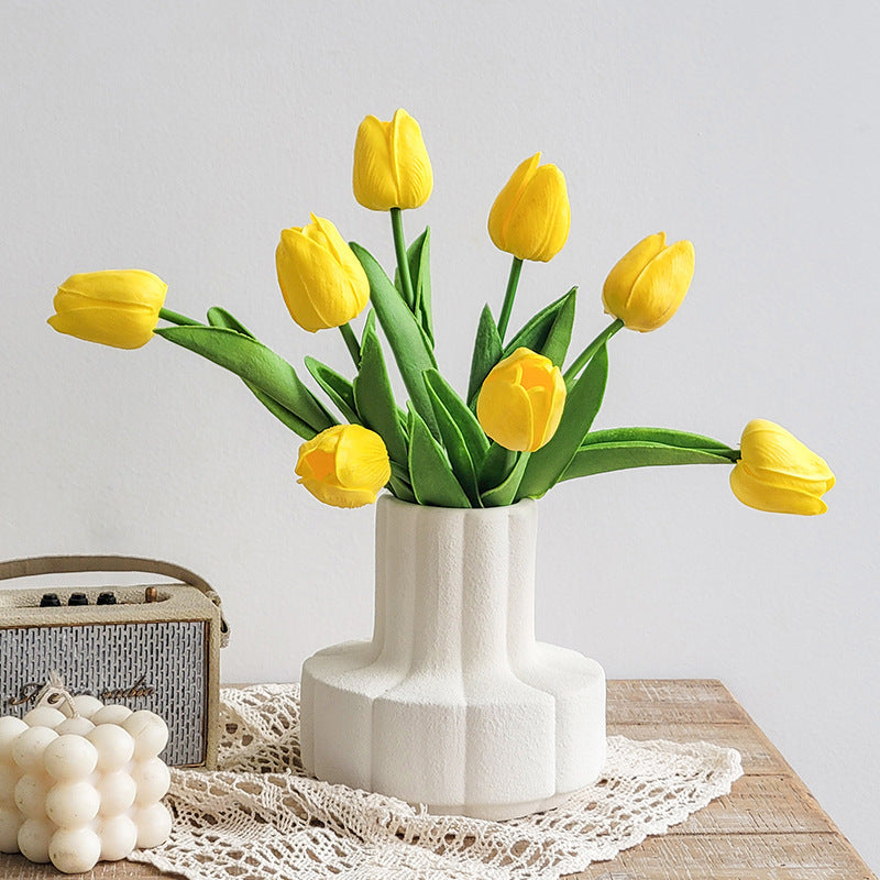Decorative flower vase
