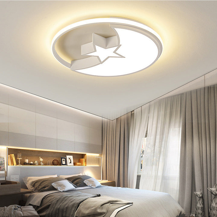 Stylish star-shaped ceiling lamp