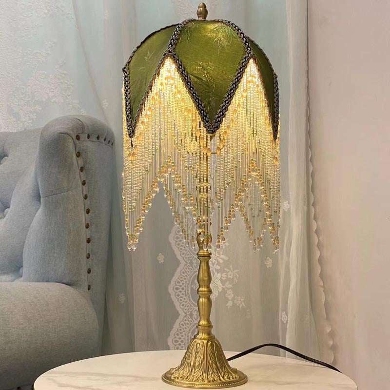 Vintage Pearl Table Lamp