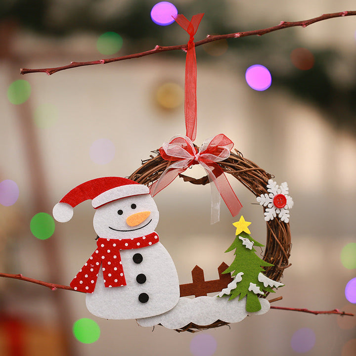 Decorative Christmas wreath with reindeer motif