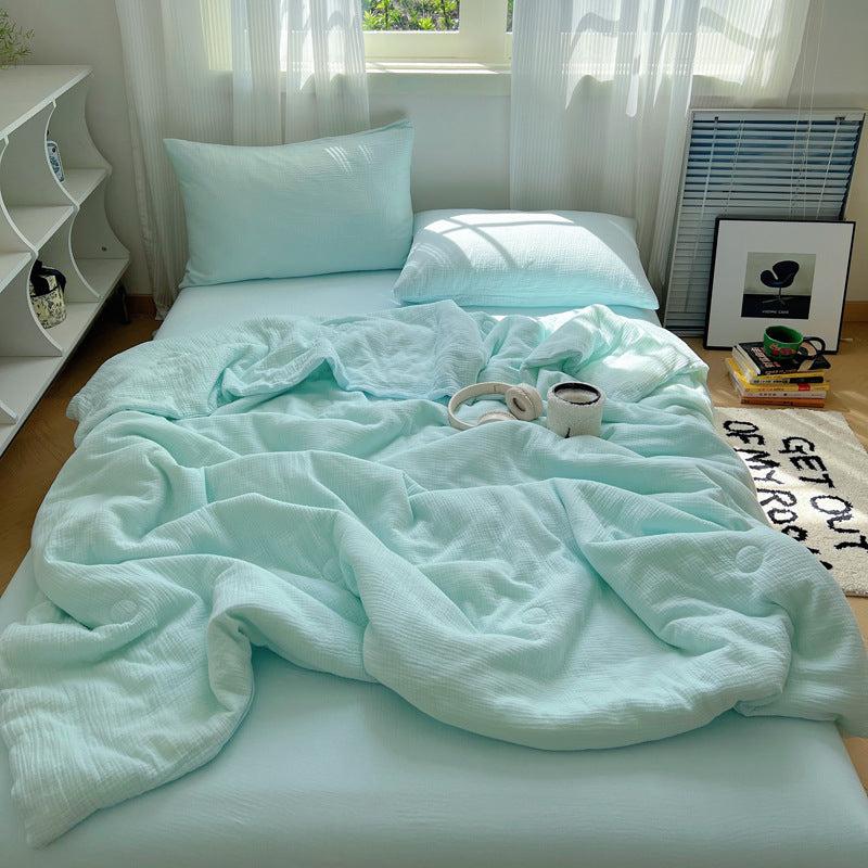 Decorative Soft Textured Bed Blanket Avarnia
