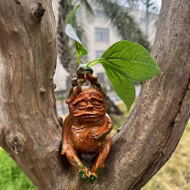 Frog-Shaped Phone Holder