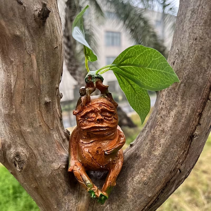 Frog-Shaped Phone Holder