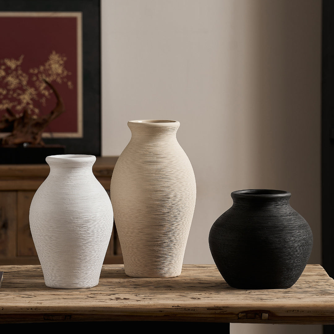 Elegant ceramic vase with textured design