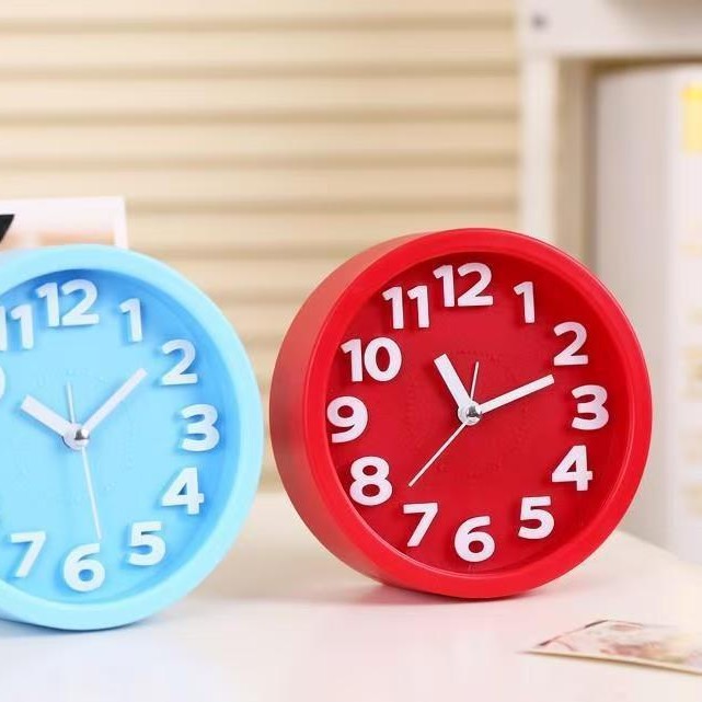 Modern Table Clock In Minimalist Design