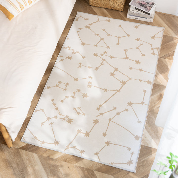 Modern flat-woven carpet runner with abstract geometric design