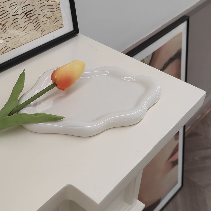 Decorative plate