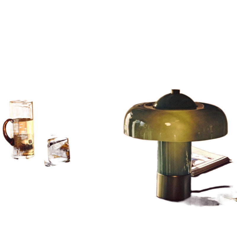 Contemporary mushroom-inspired table lamp