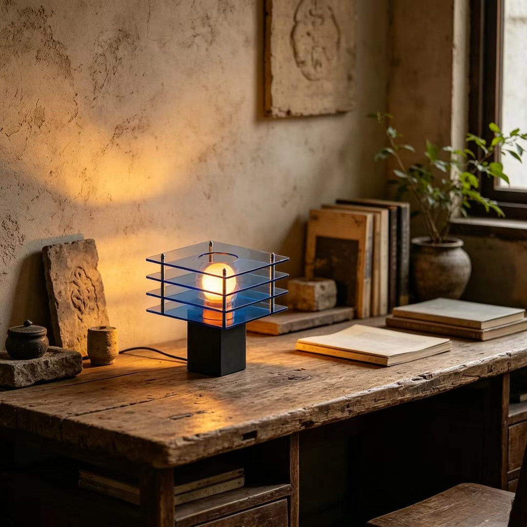 Contemporary geometric table lamp