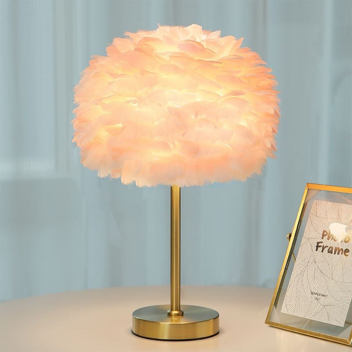 Feder lamp with crystal accents