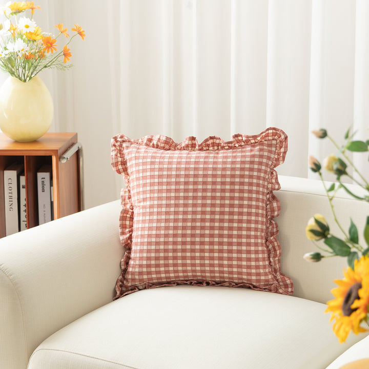 Square decorative cushion cover with ruffles and Vichy check