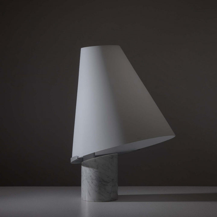 Contemporary cone table lamp