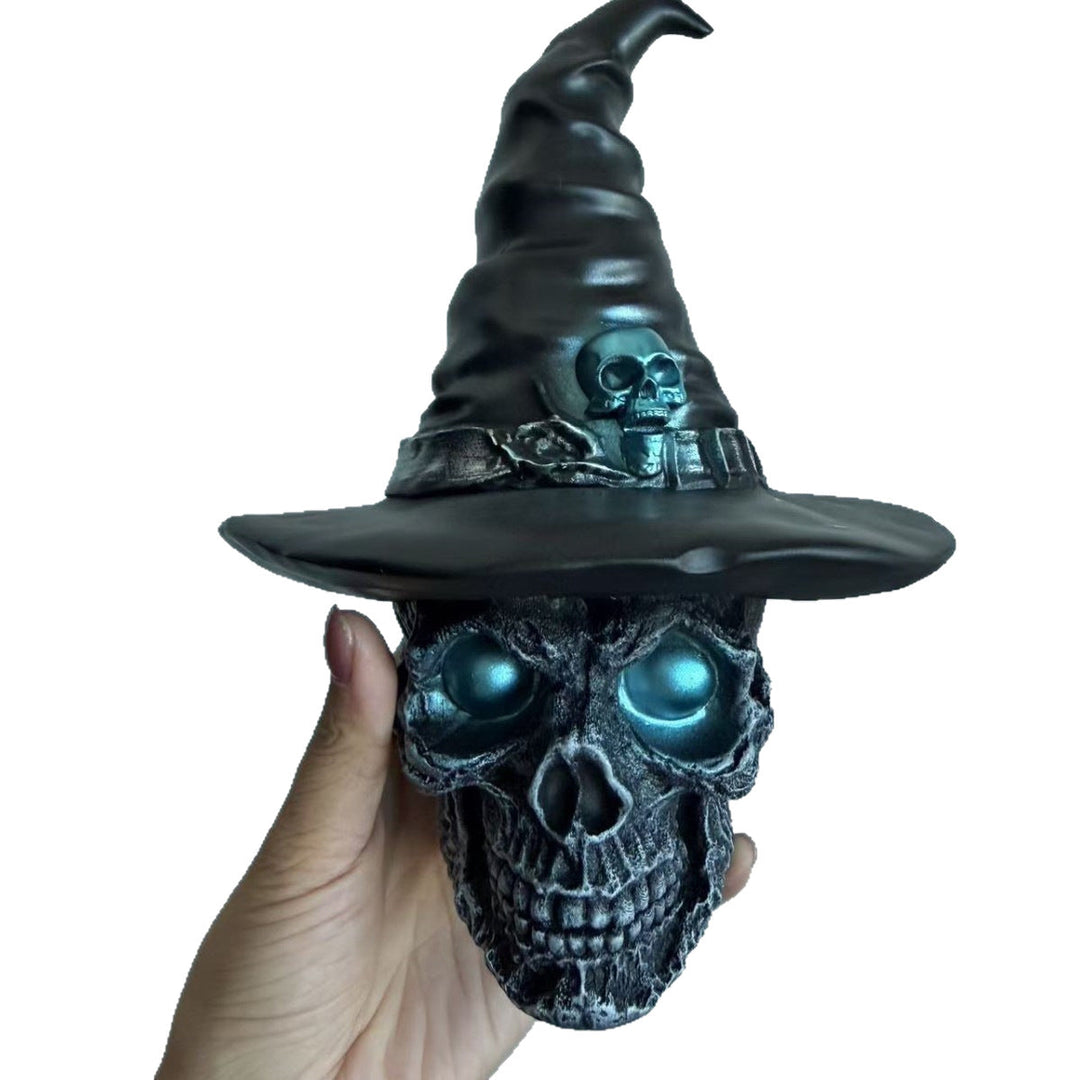 Decorative skull with witch hat