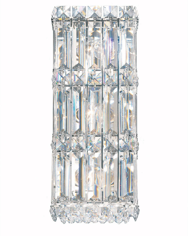 Glamorous wall lamp