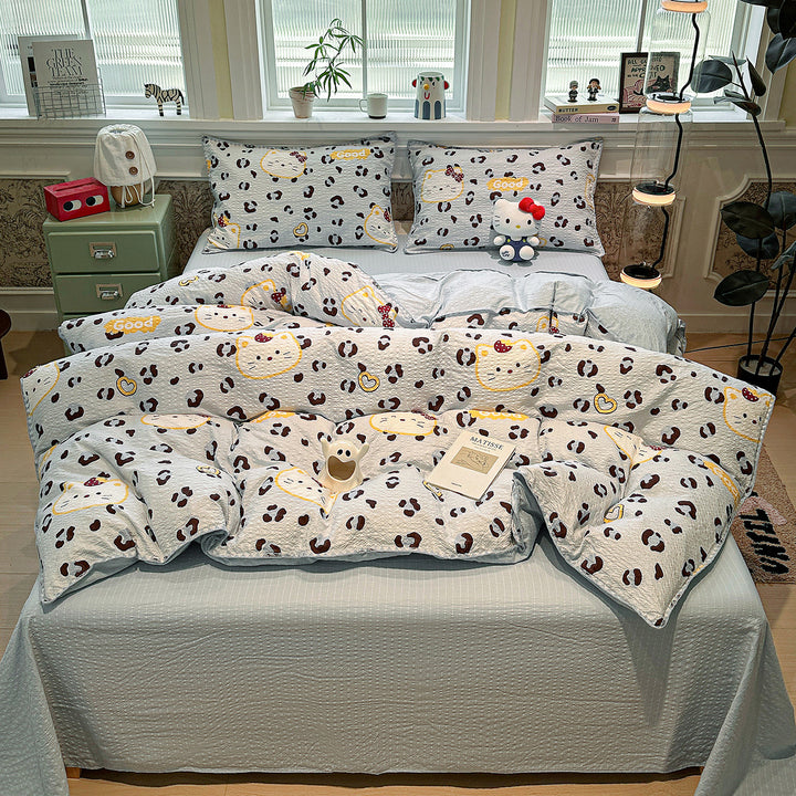 Premium Soft Heart Patterned Comforter Set