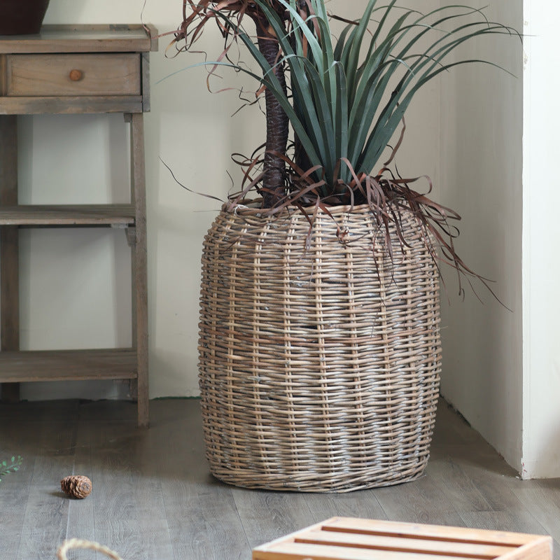 Rustic wicker basket