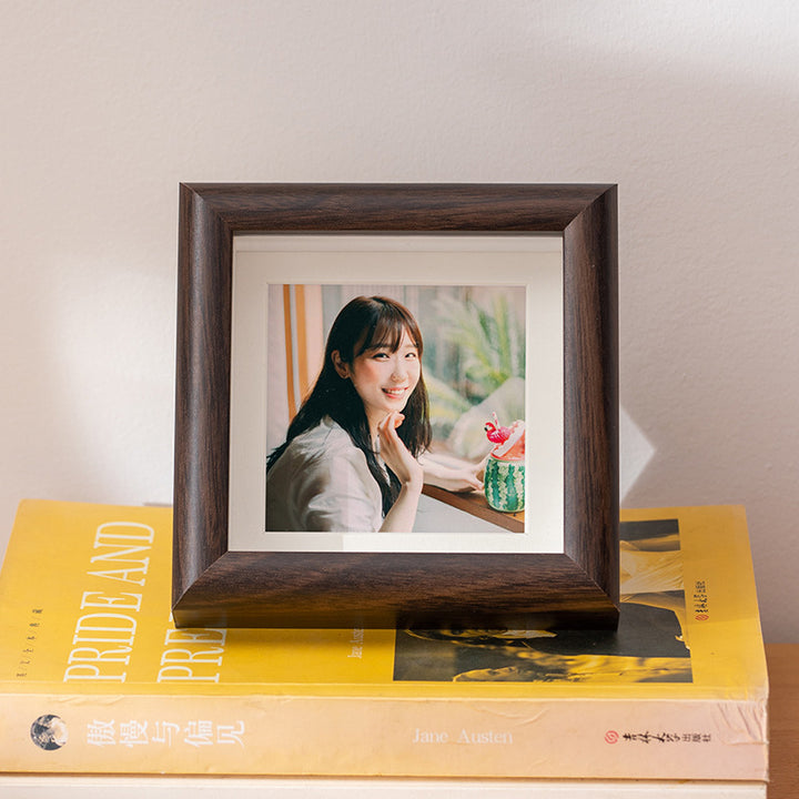 Modern Minimalist Photo Frame
