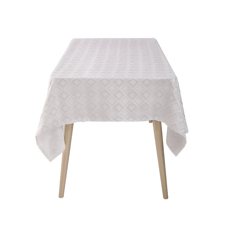 Woven jacquard tablecloth with diamond relief and easy-care cotton blend