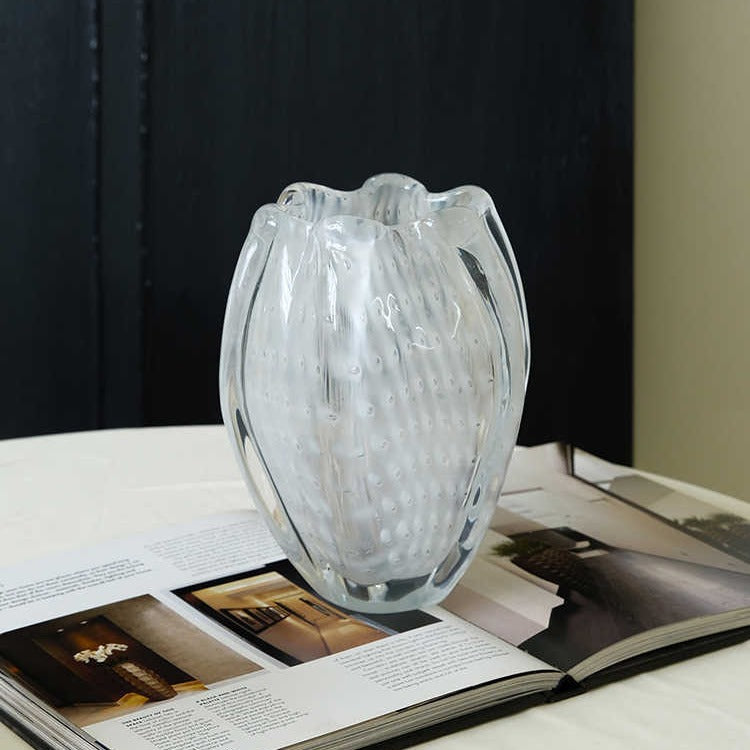 Hand-Blown Veined Tulip-Shaped Bud Glass Vase